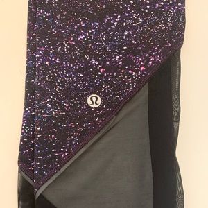 Lululemon Size 6 Galaxy 3/4 legging